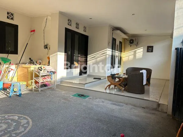 image RUMAH TINGGAL 3LT SIAP HUNI AREA RENON DI LOKASI STRATEGIS TENGAH KOTA DENPASAR (7)