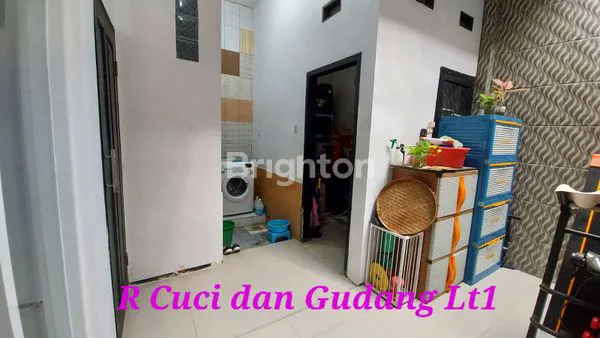 image RUMAH CANTIK TERAWAT DI PREMIUM RESIDENCE SUHAT (3)