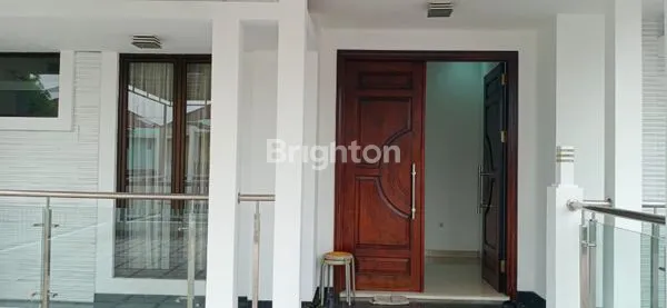 image RUMAH SUTERA ONYX -ALAM SUTERA - LT 250 MTR - LB 650 MTR - FASILITAS ADA RUANG SERBA GUNA (2)