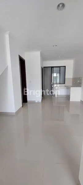 image RUMAH PIK2 4,5X12,5  (8)