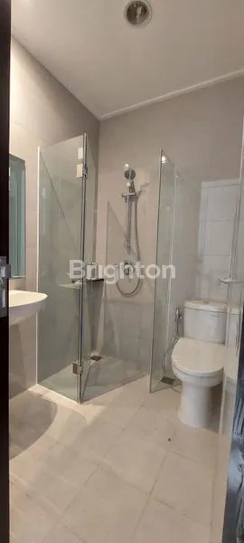 image RUMAH PIK2 4,5X12,5  (6)