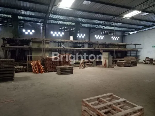 image PABRIK KAYU EXPORT DENGAN KONDISI USAHA MASIH JALAN (6)