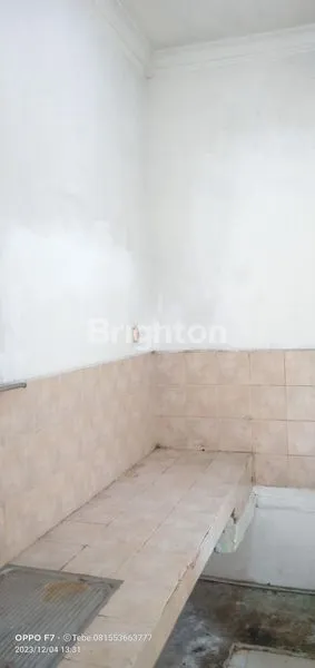 image RUMAH SIAP HUNI SEMI FURNISHED DI PURIMAS REGENCY SURABAYA DEKAT UPN, MERR, TOL, BANDARA (7)