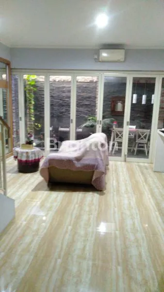 image RUMAH DI BINTARO (3)