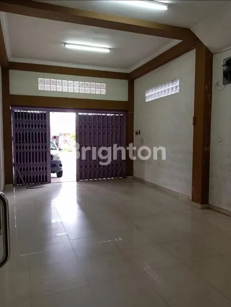 DI JUAL RUKO PINGGIR JALAN BESAR. 3 LANTAI COCOK UNTUK USAHA APA SAJA. DI BONTANG DEKAT  RAMAYANA, CITTY MALL