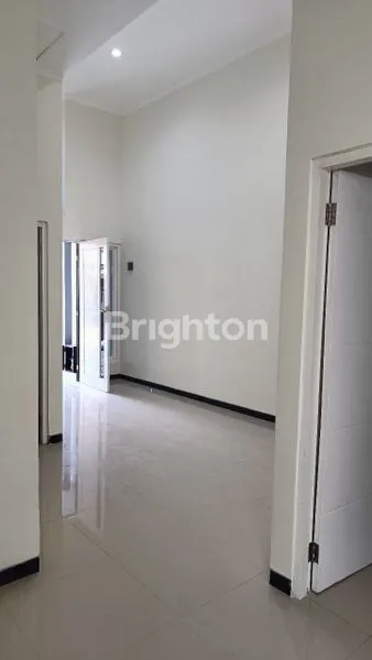 image RUMAH GUNUNG ANYAR (2)