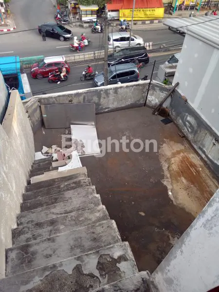 image RUKO CIPUTAT COCOK UNTUK INVESTASI, POSISI DI PINGGIR JALAN RAYA (5)