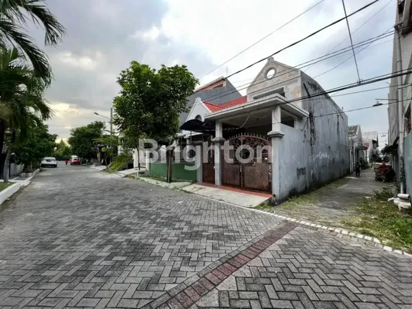 image HUNIAN NYAMAN DI SEMOLOWARU FULL FURNISHED, SELANGKAH MERR  (2)