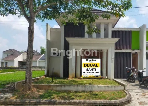 Gambar Property DI JUAL RUMAH CANTIK GRAND SENYIUR. JL ELWOOD SAMARINDA SEBRANG.