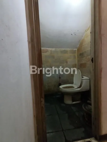 image  PINGGIR JALAN BARATA JAYA, SIAP PAKAI (2)