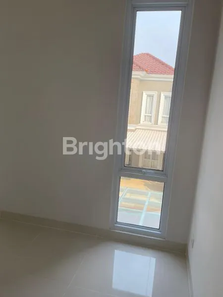 image SIAP HUNI, UNFURNISHED RUMAH HOOK DI CLUSTER KARELIA ,GADING SERPONG, TANGERANG (5)