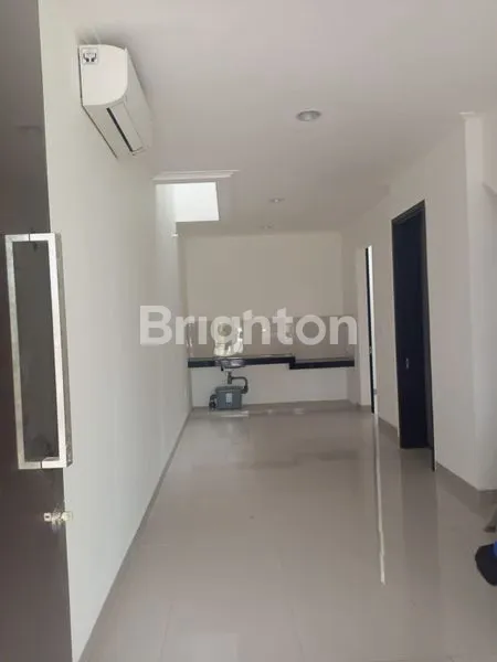 image RUMAH SIAP HUNI DENVER PIK 2 (4)