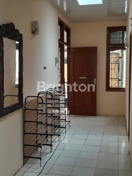 image RUMAH KOST MILENIAL, AKTIF, BARU RENOVASI, 11 KAMAR FULL FURNISHED (2)