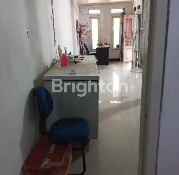 image RUMAH MINIMALIS DI TENGAH KOTA (4)