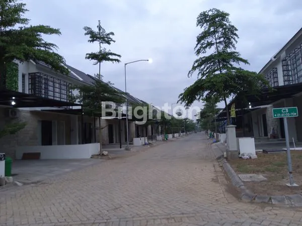 image RUMAH PALING MEWAH, PALING DEKAT PUSAT KOTA SIDOARJO. (3)