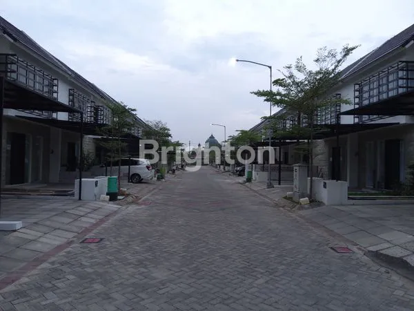 image RUMAH PALING MEWAH, PALING DEKAT PUSAT KOTA SIDOARJO. (7)