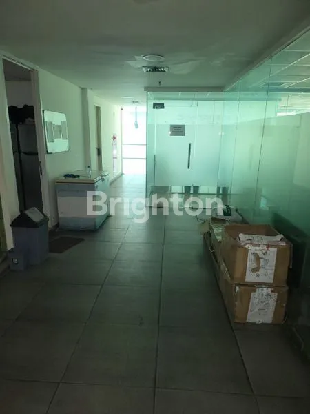 image DISEWAKAN LANTAI 2 GEDUNG DI MAINROAD JALAN MERDEKA  (2)