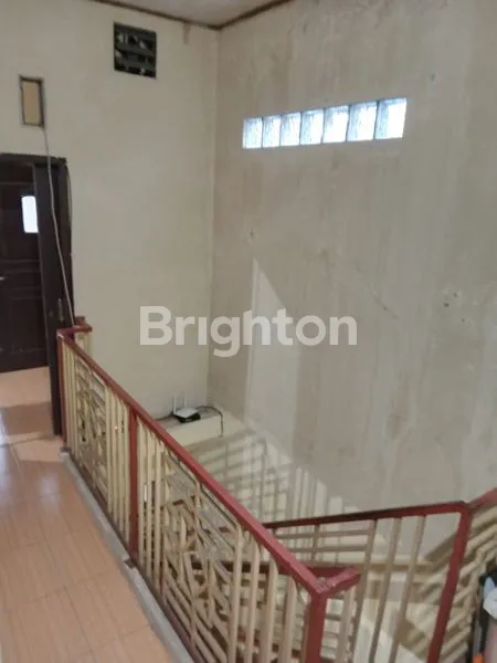 image RUMAH 2 LANTAI ASRI DEKAT STASIUN LENTENG AGUNG & KAMPUS (7)