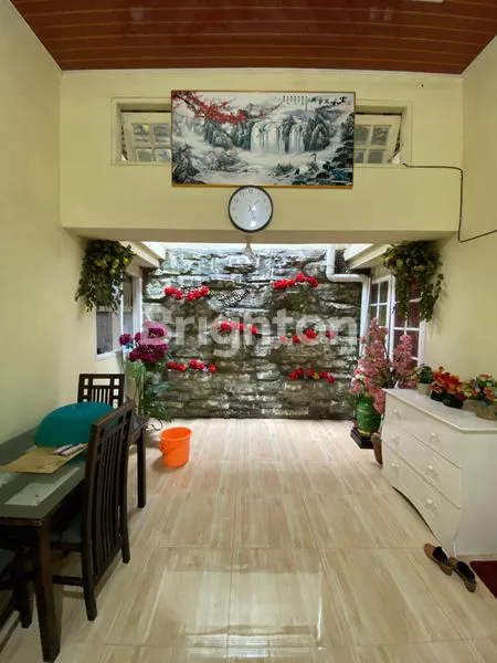 image RUMAH 1 1/2 LANTAI CLUSTER TAMAN (2)