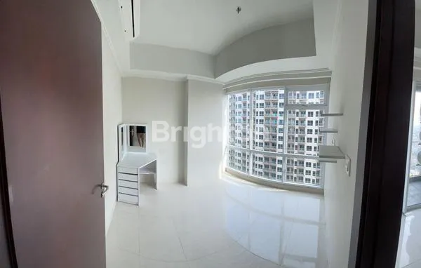 image APARTEMEN GREEN SEDAYU TOWER PASADENA 2 BR VIEW POOL (4)
