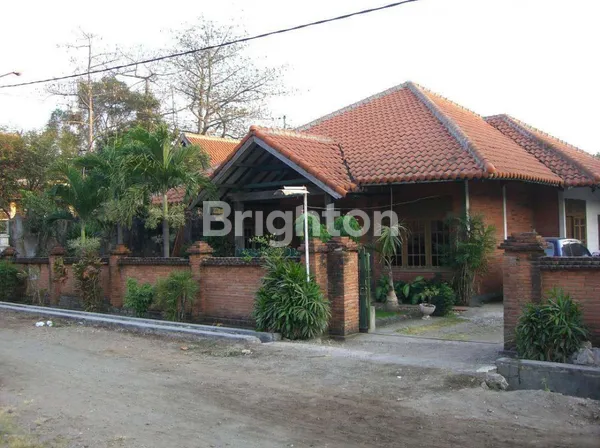 image RUMAH JAMBANGAN KONSEP ETNIK JAWA LOKASI STRATEGIS TENGAH KOTA (1)