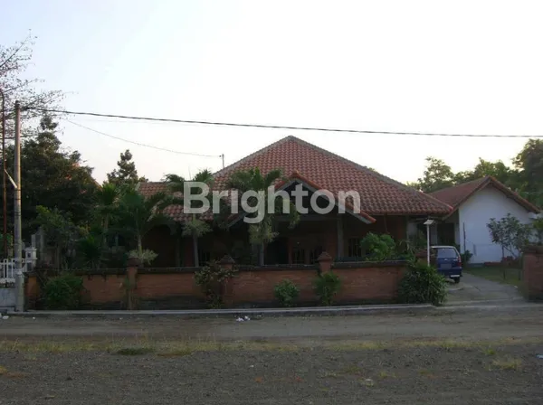 image RUMAH JAMBANGAN KONSEP ETNIK JAWA LOKASI STRATEGIS TENGAH KOTA (2)