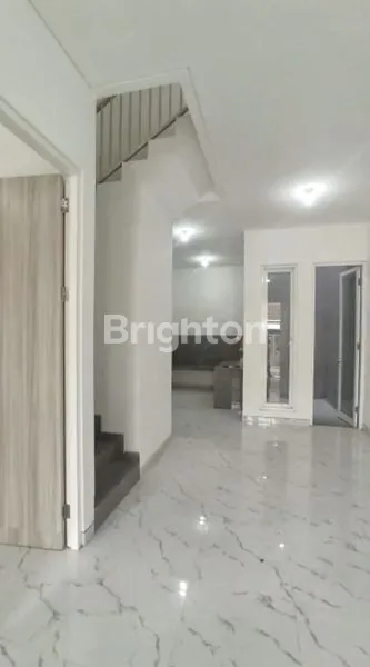 image GRESS BARU RUMAH 2 LANTAI DI PONDOK CHANDRA (2)