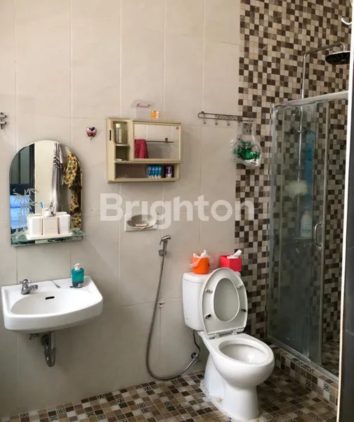 image RUMAH KERTAJAYA INDAH SURABAYA (4)