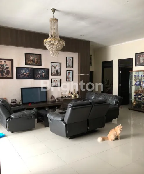 image RUMAH KERTAJAYA INDAH SURABAYA (6)