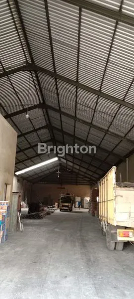 image GUDANG LUAS POROS JALAN SOEKARNO HATTA LOKASI TENGAH KOTA  MALANG (1)