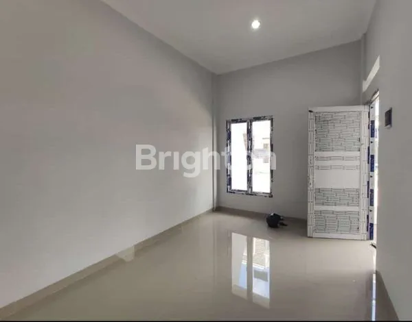 image RUMAH SIAP HUNI DAN STRATEGIS DI TENGAH KOTA DEPOK (2)