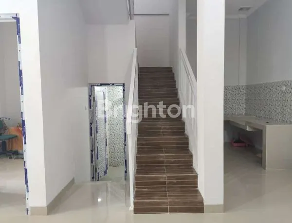 image RUMAH SIAP HUNI DAN STRATEGIS DI TENGAH KOTA DEPOK (3)