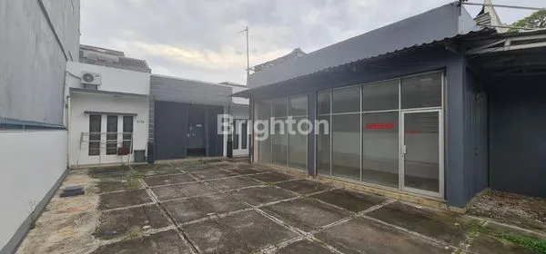 image RUMAH SIAP HUNI LOKASI PINGGIR JALAN DI DUTA HARAPAN BEKASI JAWA BARAT (2)