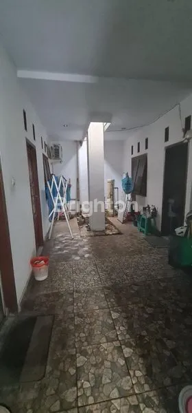 image RUMAH SIAP HUNI LOKASI PINGGIR JALAN DI DUTA HARAPAN BEKASI JAWA BARAT (3)