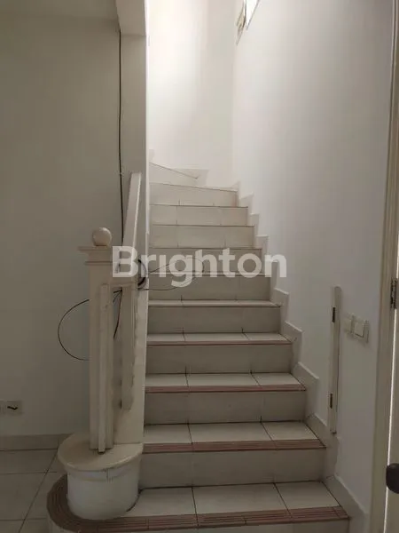 image RUMAH SIAP HUNI DI JL MENTAWAI LKU (6)