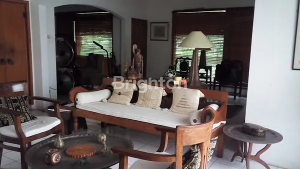 image RUMAH ASRI NYAMAN DENGAN SWIMMING POOL CIPETE, CILANDAK JAKARTA SELATAN (5)