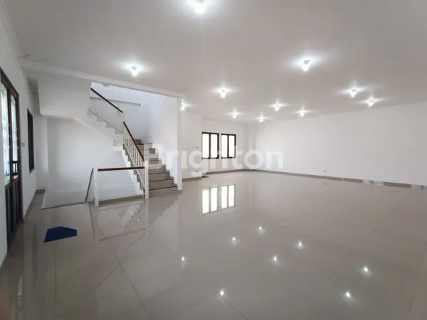 image RUKO 2 LANTAI DI JALAN MARGO UTOMO (3)