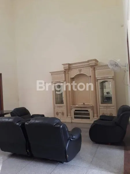 image RUMAH 2 LANTAI SIAP HUNI DEKAT KENJERAN PAKUWON CITY GALAXY MALL (8)