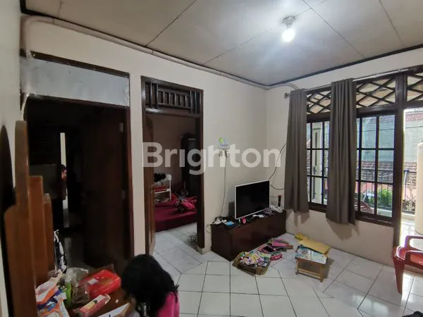 image HUNIAN CANTIK DI ALAM SUTRA TANGERANG SELATAN (5)