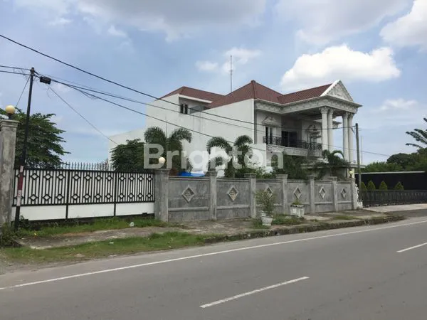 image RUMAH MEWAH (2)