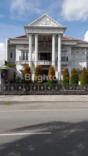 image RUMAH MEWAH (1)