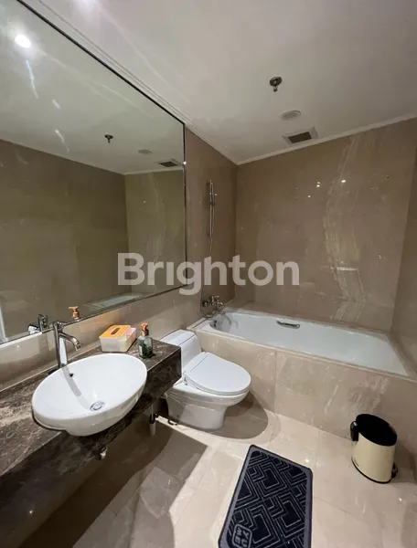 image FULL FURNISH BRAND NEW UNIT APARTMENT ONE ICON MEWAH DAN MURAH. AKSES KEMANAPUN MUDAH DAN SERBA ADA DIPUSAT KOTA SURABAYA (7)