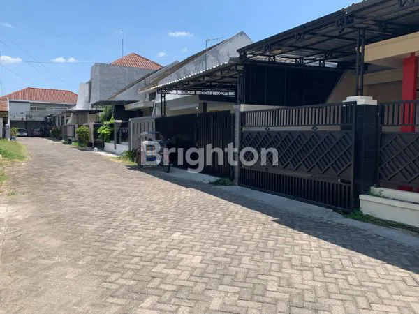 image DIKONTRAKKAN RUMAH DI KATANG KEDIRI (4)