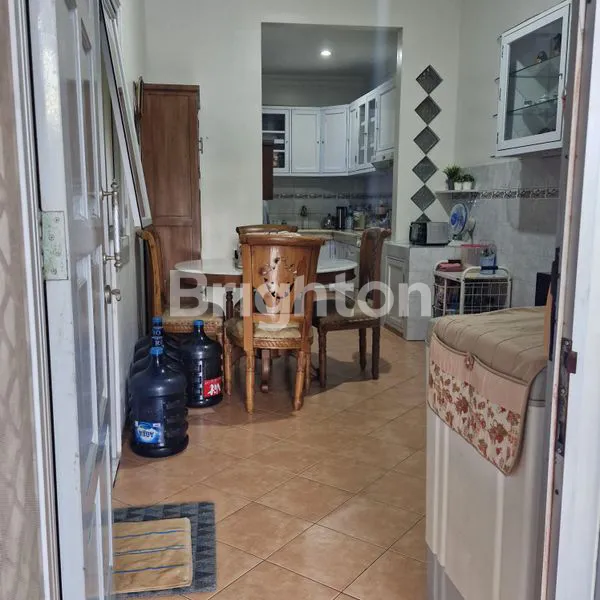 image RUMAH CANTIK SIAP HUNI DI CLUSTER VANDA PALEM SEMI (3)