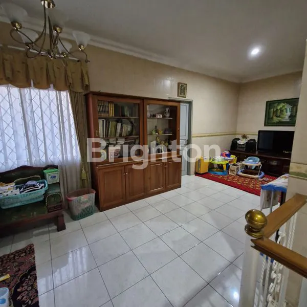 image RUMAH CANTIK SIAP HUNI DI CLUSTER VANDA PALEM SEMI (6)