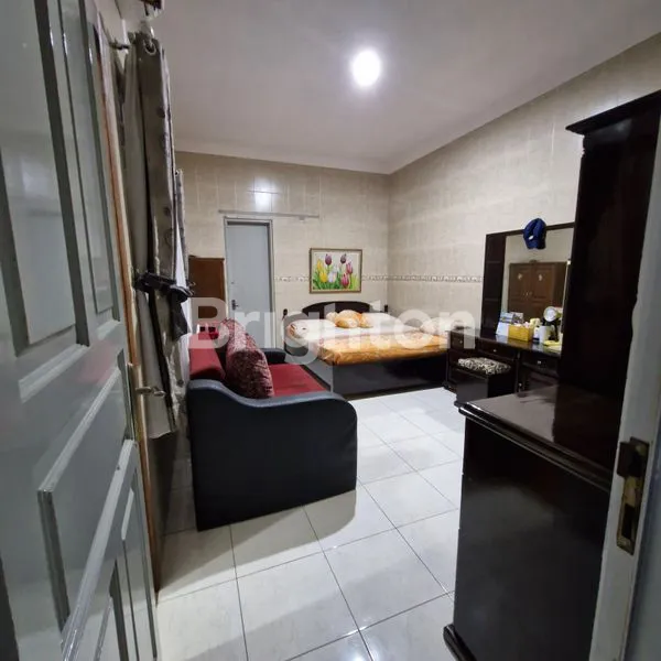 image RUMAH CANTIK SIAP HUNI DI CLUSTER VANDA PALEM SEMI (7)