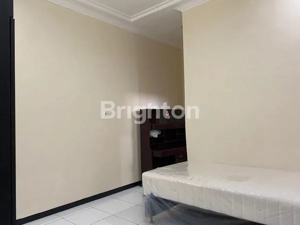 image RUMAH LUAS SANGAT TERAWAT DI PERUMAHAN DHARMAHUSADA PERSIS BELAKANG GALAXY MALL (8)