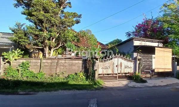image RUMAH DI DEPAN JALAN UTAMA GOA GONG, UNGASAN (1)