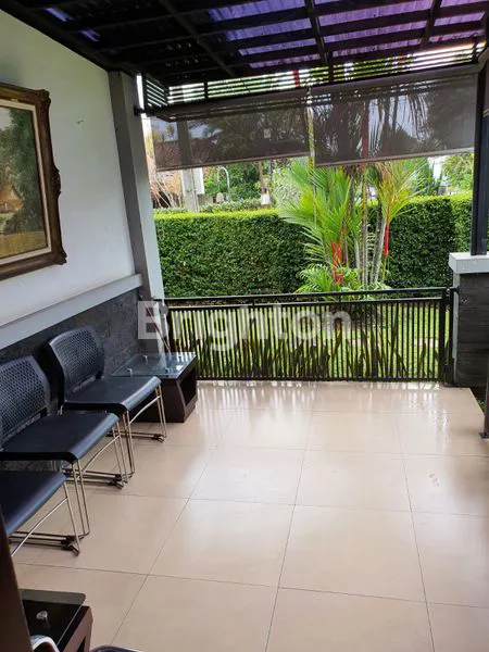 image RUMAH MEWAH 2½ LANTAI SEMI FURNISHED -  SAYAP  PASTEUR (7)