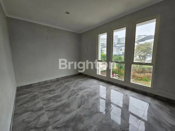 image DISEWAKAN RUMAH REGENCY DE ROYALE (6)